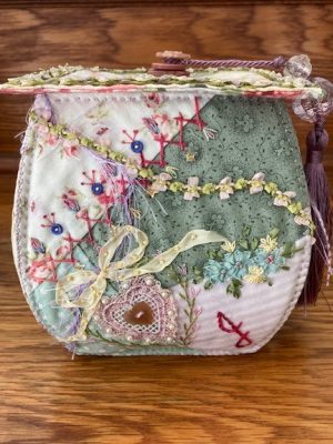 Snippet Box - Embroidered